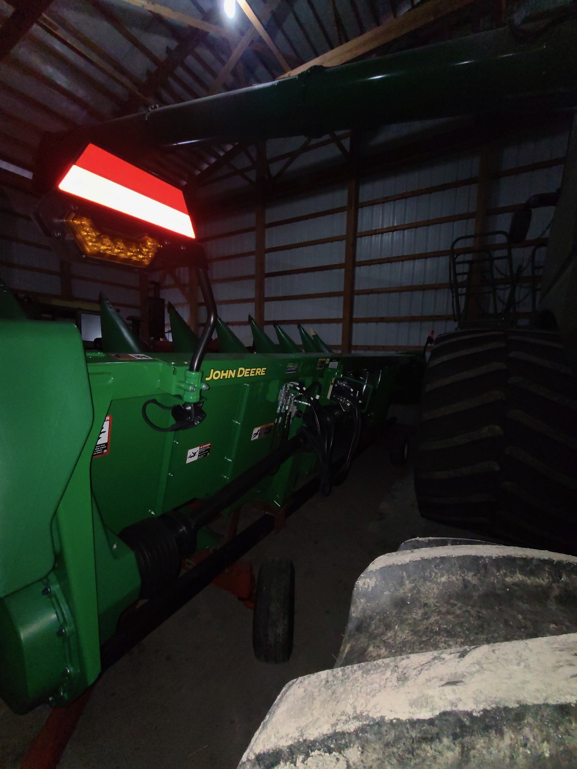 2024 John Deere C8R Image 2