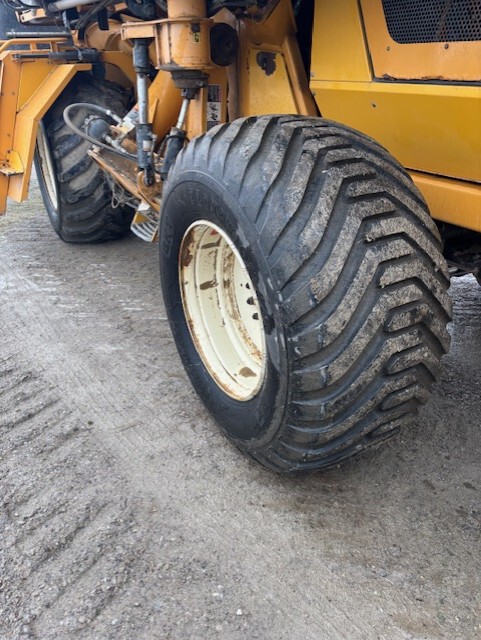 2011 Oxbo 4334 Image 10