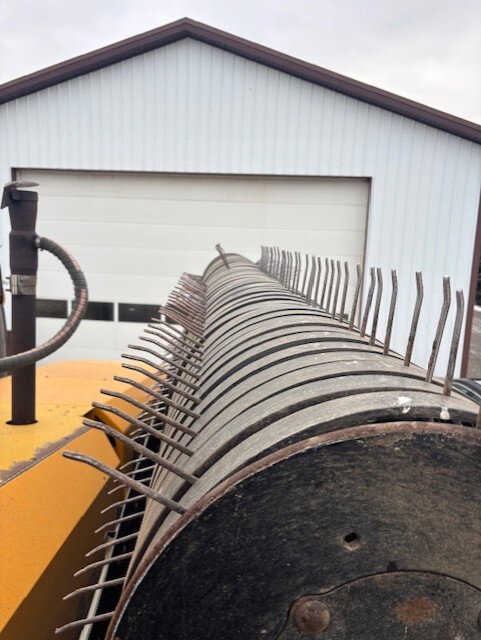 2011 Oxbo 4334 Image 15