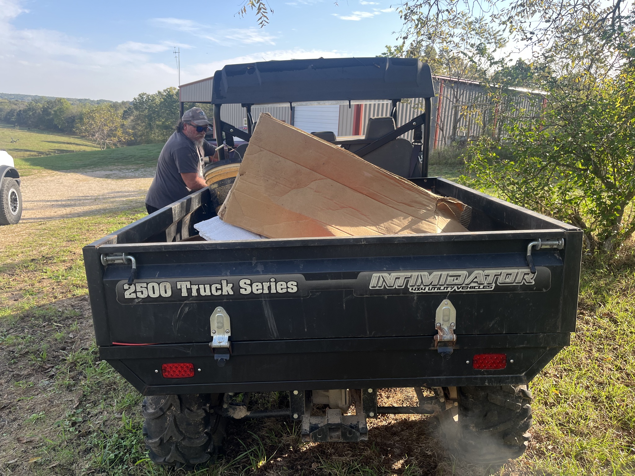  2019 Intimidator 2500 at Heritage Tractor in Lebanon, MO