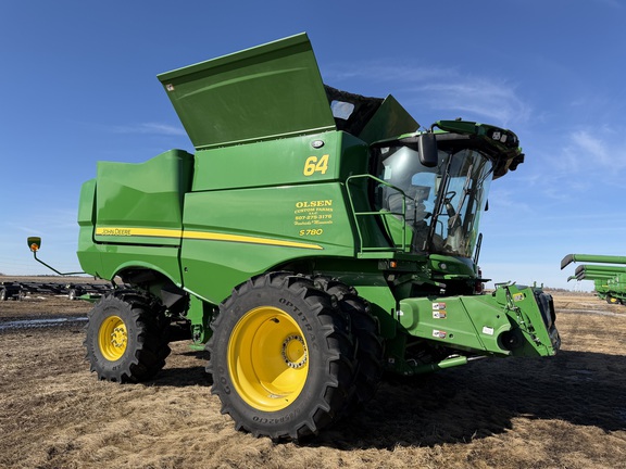  John Deere S780