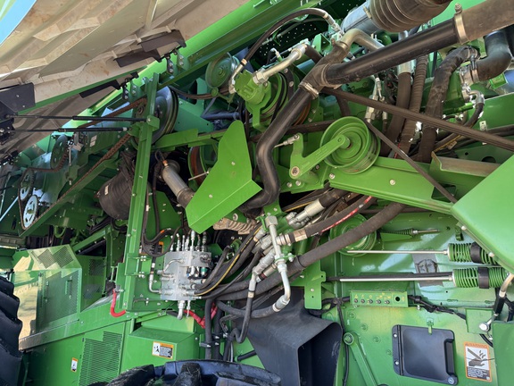 2024 John Deere S780 - Photo18
