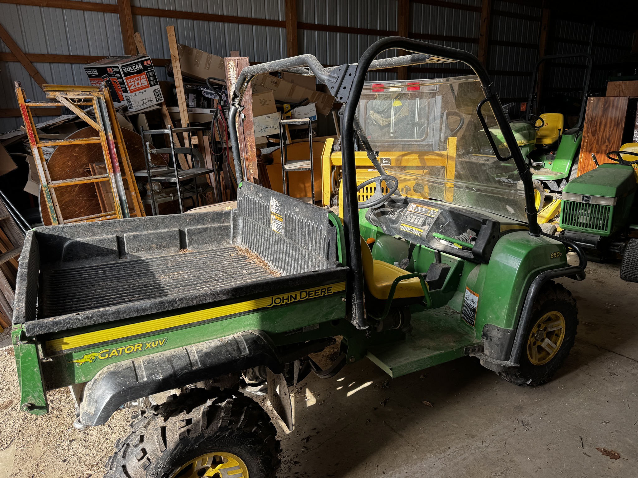 2008 John Deere XUV 850D GREEN Image 4