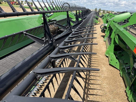 2024 John Deere RD40F - Photo19