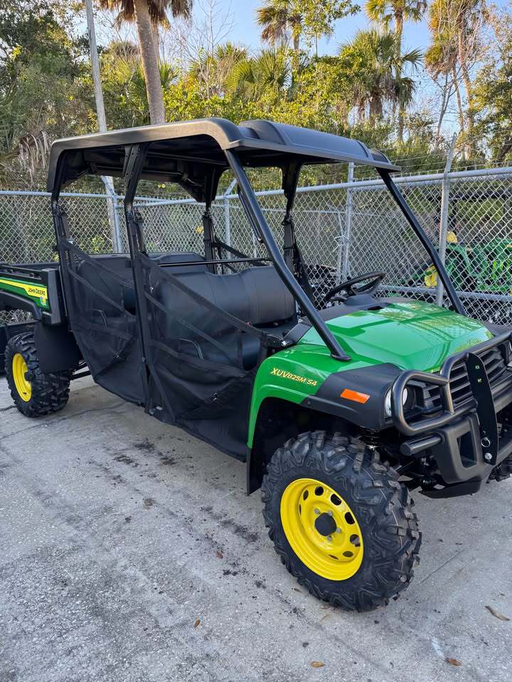 2026 John Deere 825M S4 Image 4