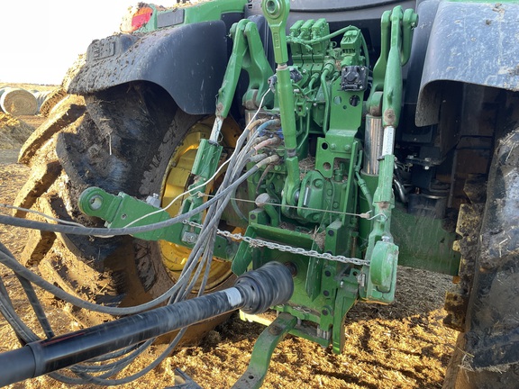 2025 John Deere 6R 155 - Photo17