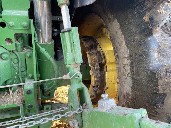 2025 John Deere 6R 155 - Photo16