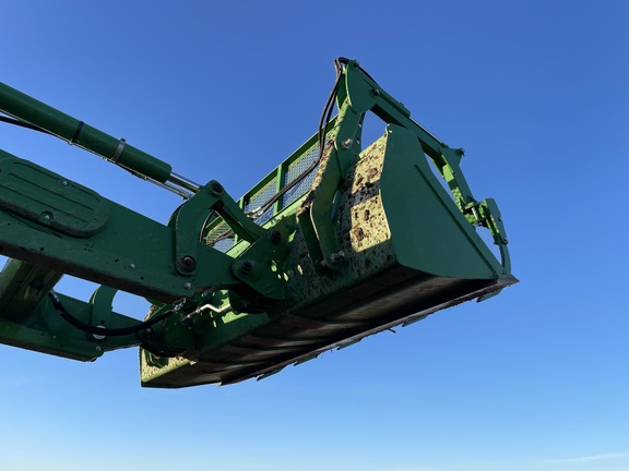 2025 John Deere 6R 155 - Photo13