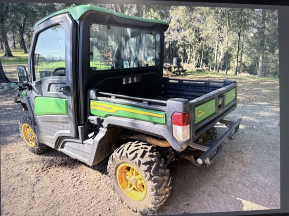 2021 John Deere XUV 835R Photo 3