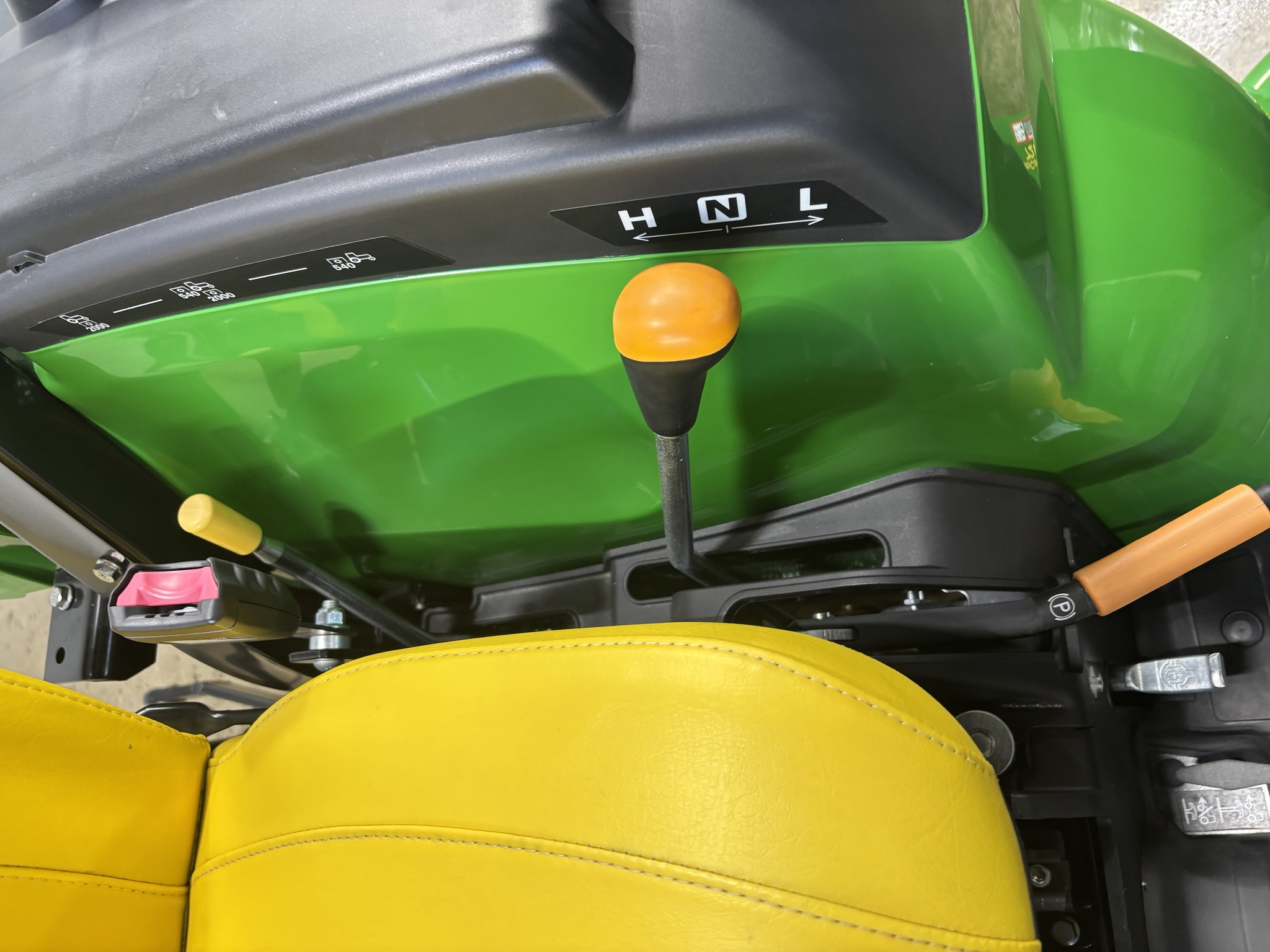 New In-Stock 2024 John Deere 2038R Compact Utility Tractors at Koenig Equipment in Botkins, OH - PhotoXL9