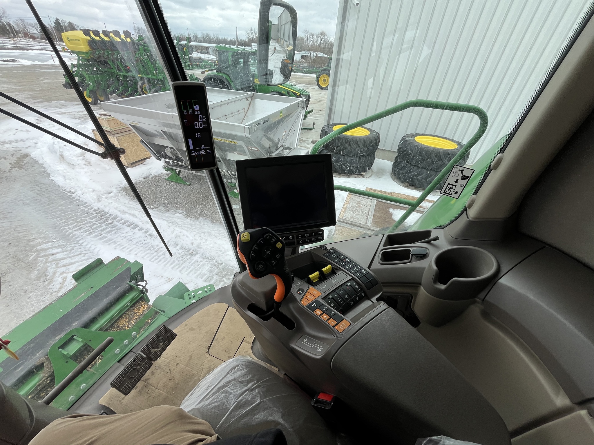 2023 John Deere S770 Image 10