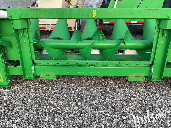 Photo of 2025 John Deere CR 8