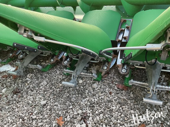 Photo of 2025 John Deere CR 8