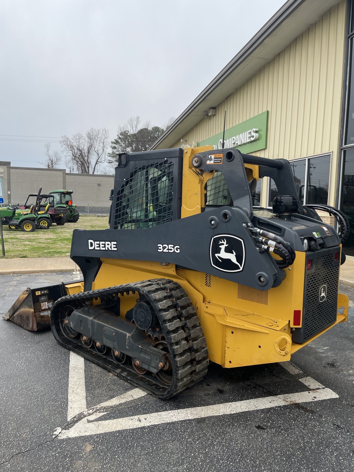 2023 John Deere 325G Image 6