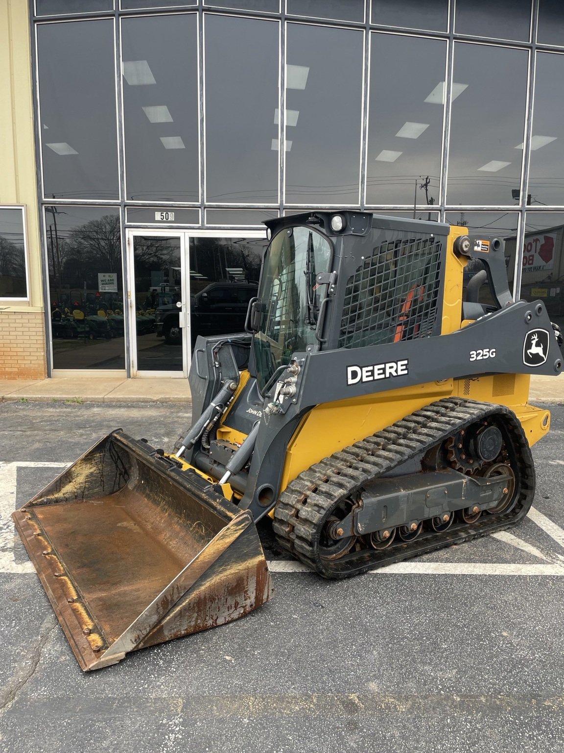 2023 John Deere 325G Image 4