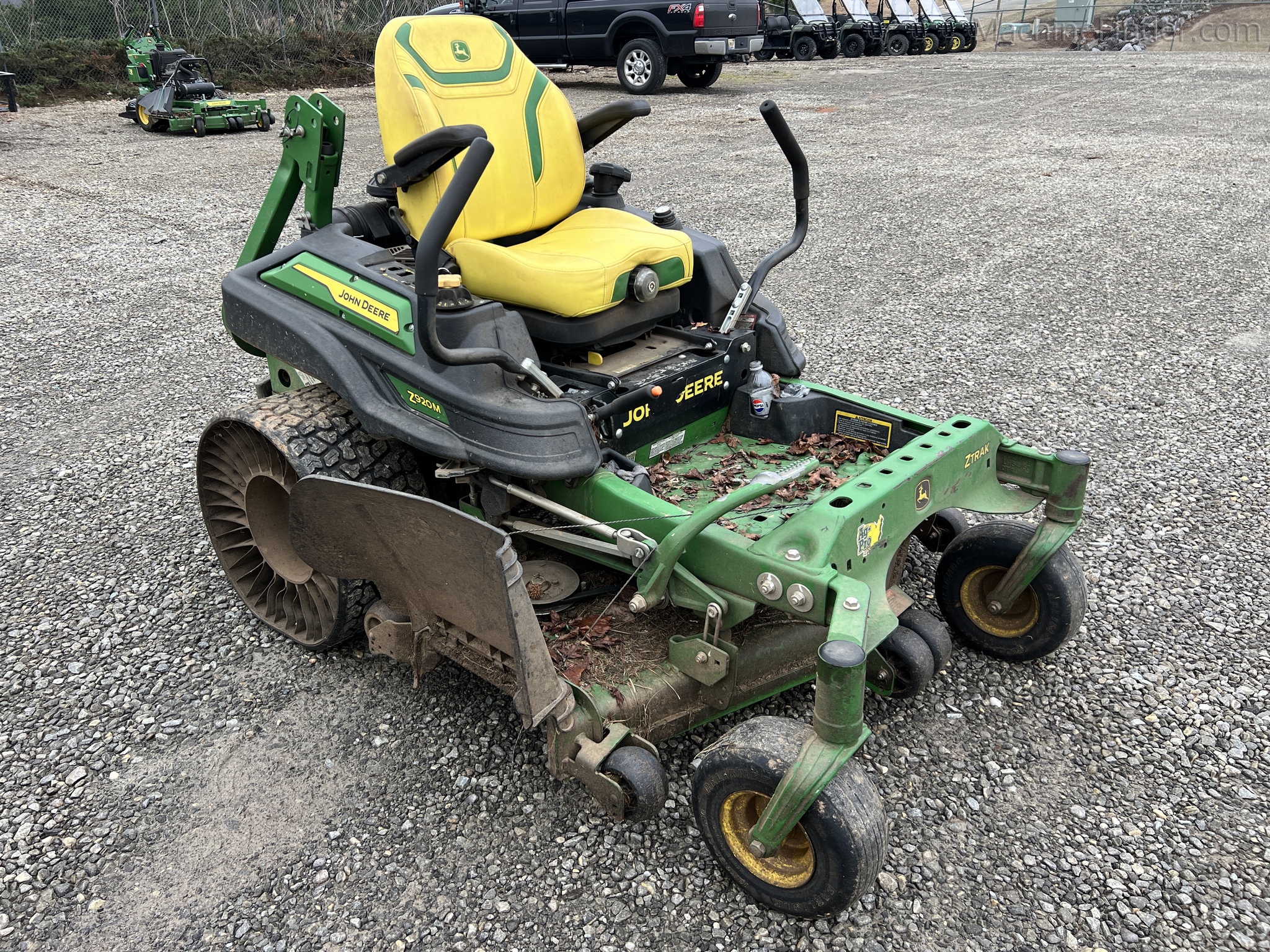 2023 John Deere Z920M Image 1