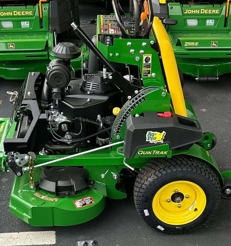 John Deere Q810E Image 7