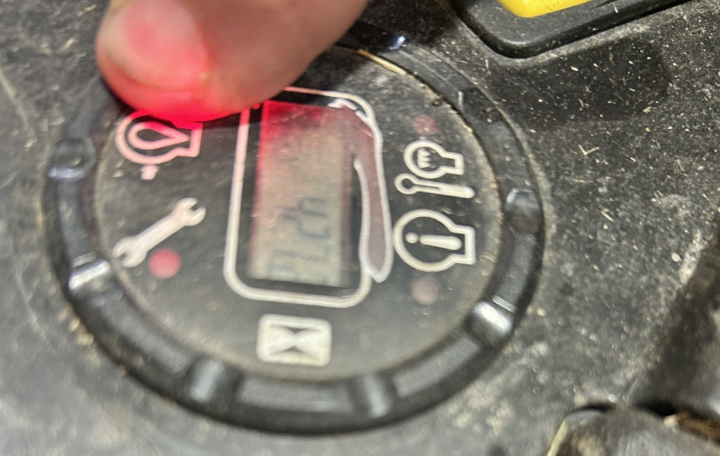 2021 John Deere Z970R Image 6