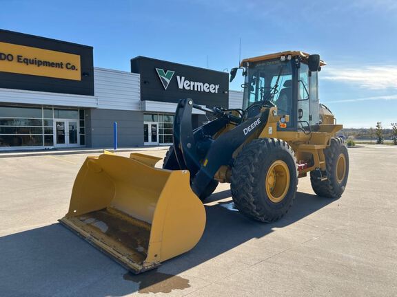 2024 John Deere 444P