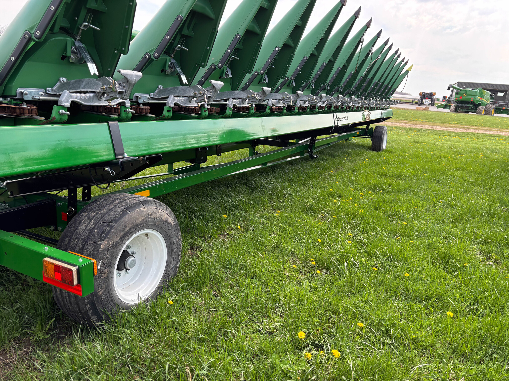 Used -- Unverferth AWS-42 Header carts at Koenig Equipment in Anna, OH - PhotoXL3