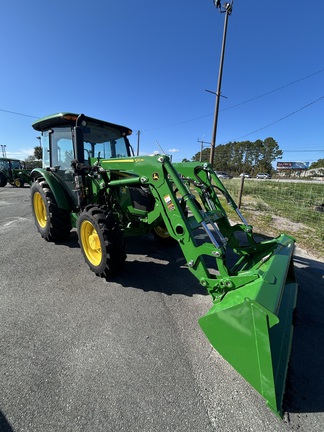 0 John Deere 5067E-4