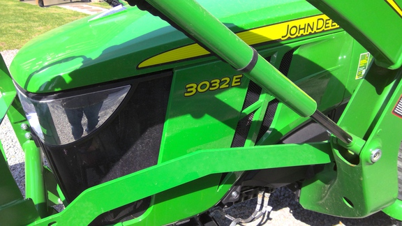 2025 John Deere 3032E