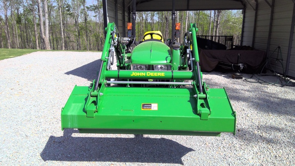 2025 John Deere 3032E