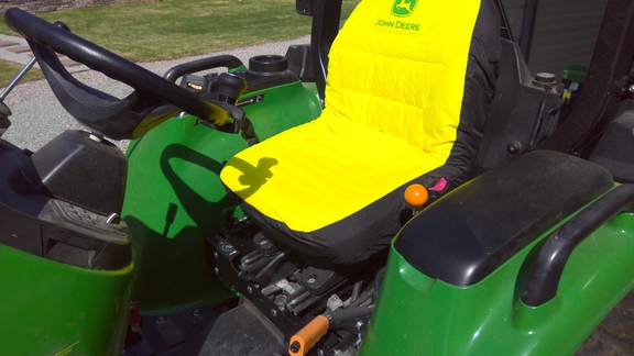 2025 John Deere 3032E