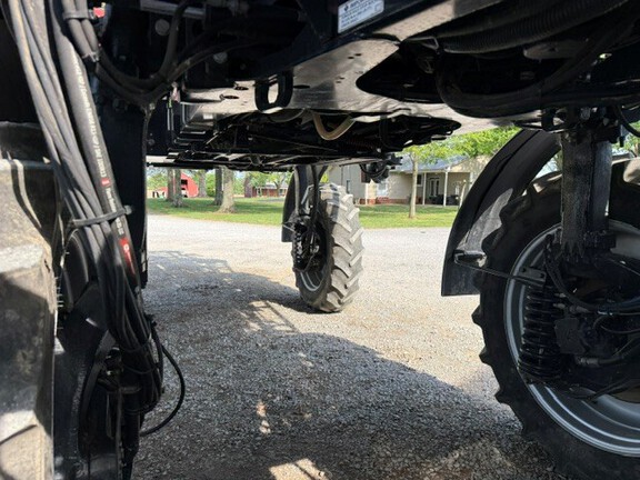Photo of 2014 Case IH Patriot 2240