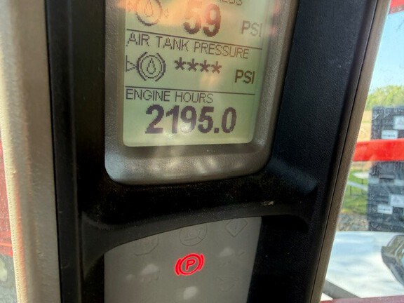 Photo of 2014 Case IH Patriot 2240