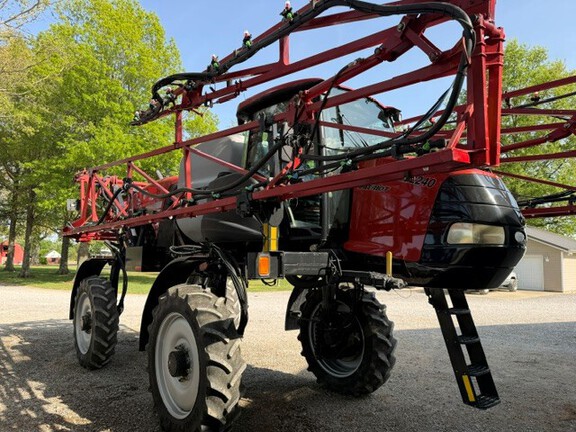Photo of 2014 Case IH Patriot 2240