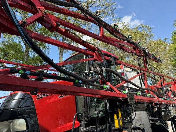Photo of 2014 Case IH Patriot 2240