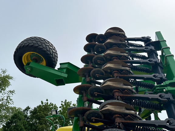 2012 John-Deere 1990