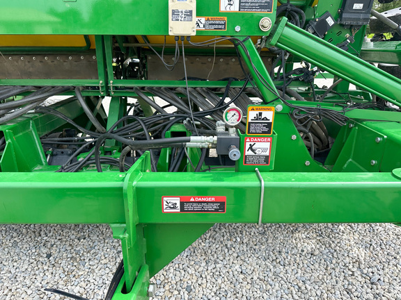 2012 John-Deere 1990