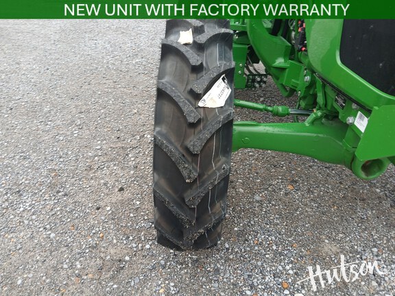 Photo of 2025 John Deere 5050E