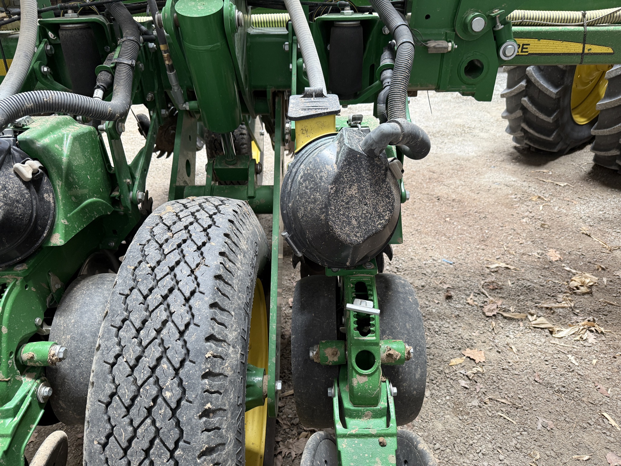 2015 John Deere 1775NT Image 7
