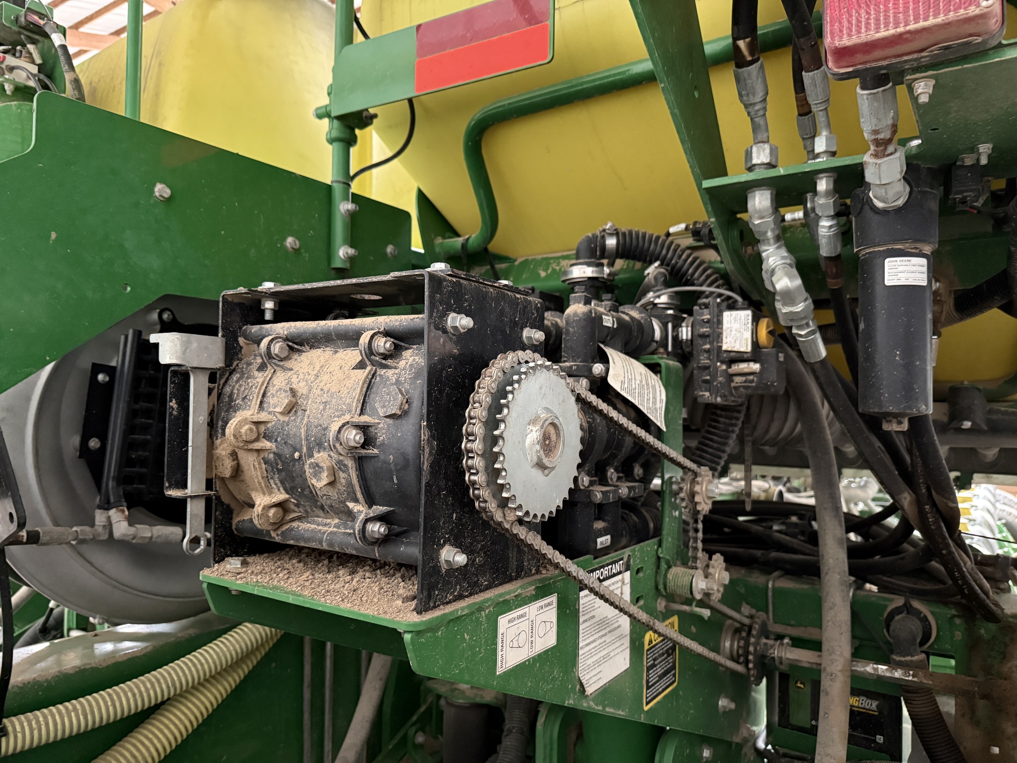 2015 John Deere 1775NT Image 14
