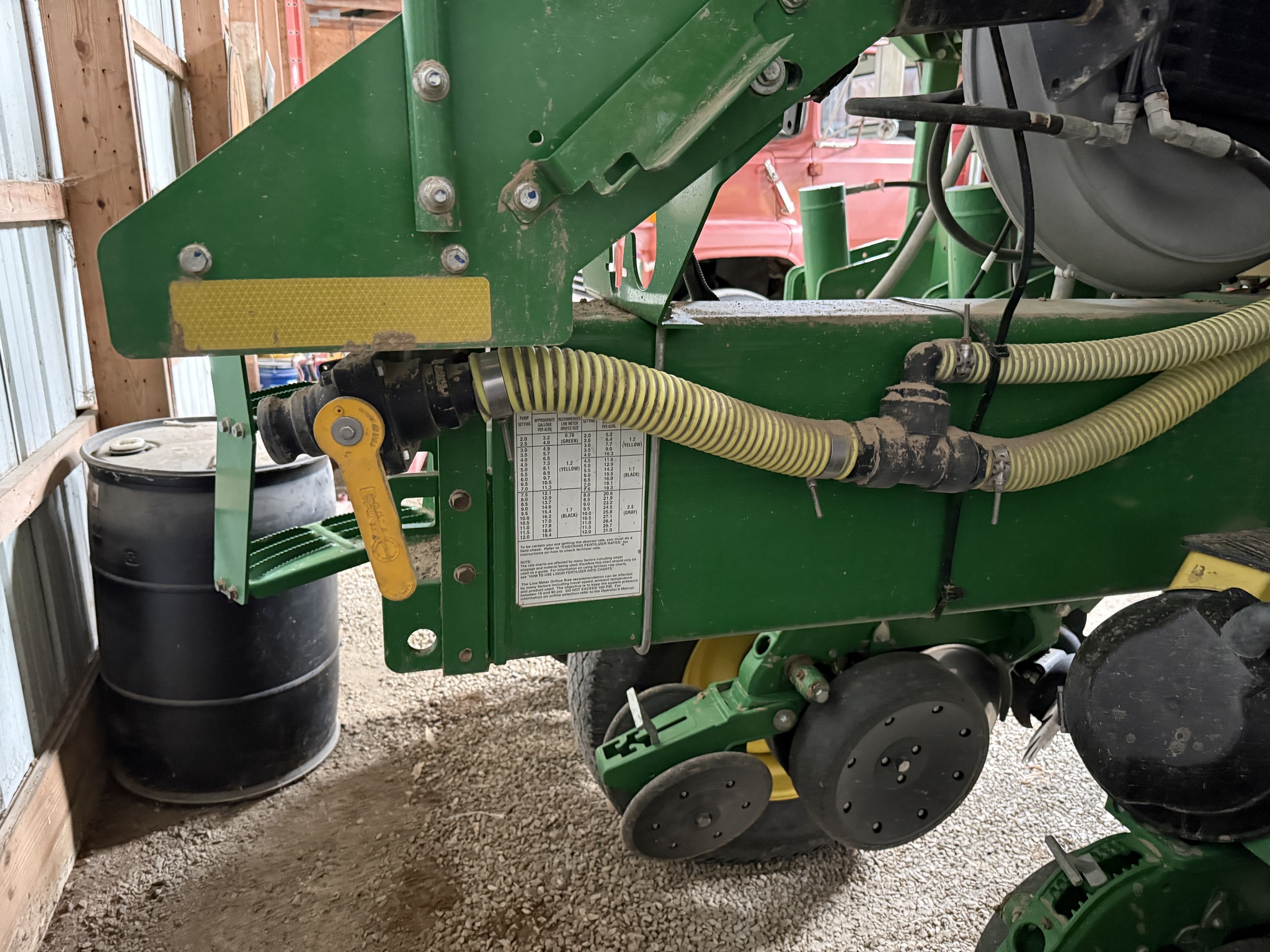2015 John Deere 1775NT Image 16