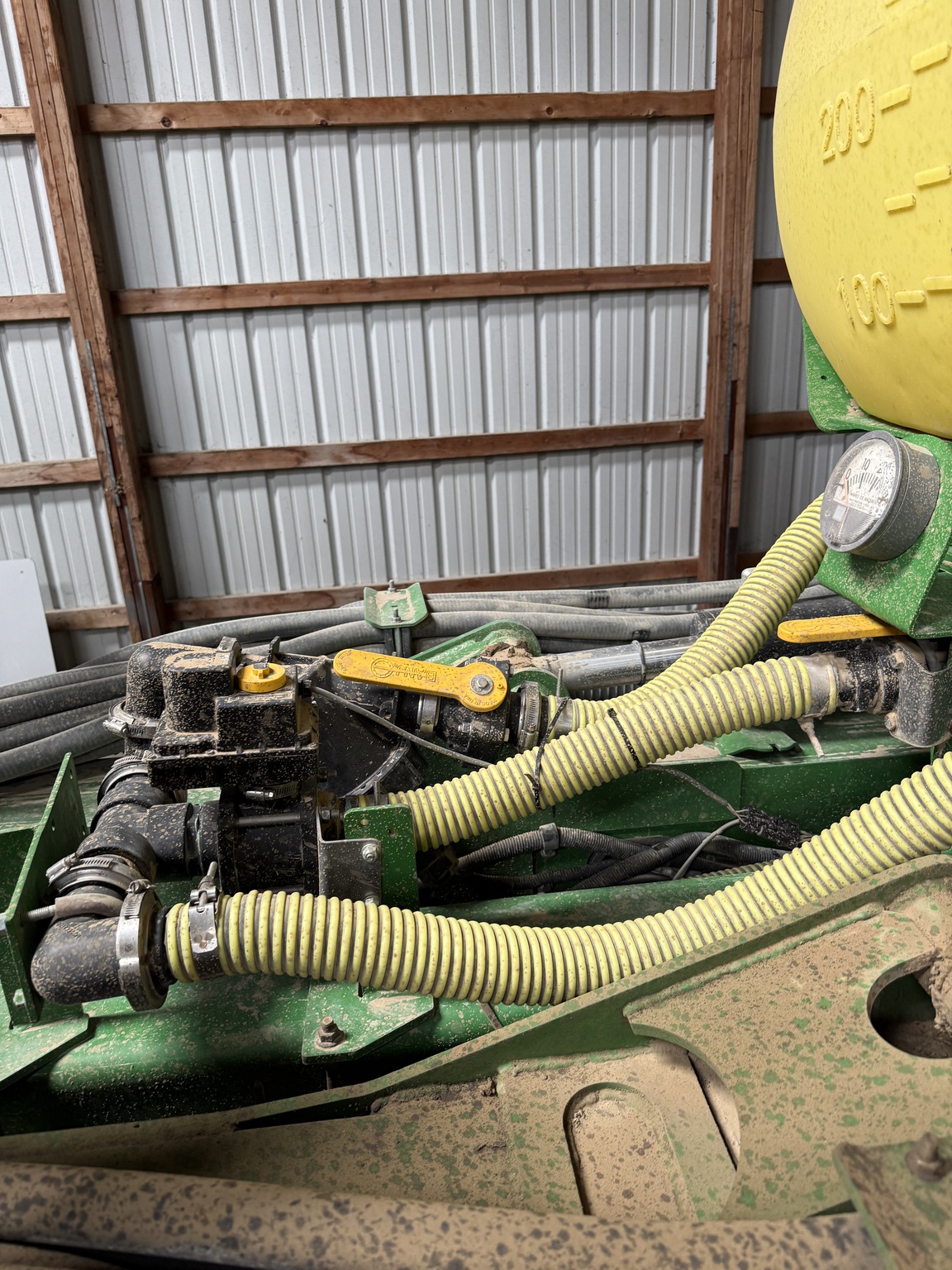 2015 John Deere 1775NT Image 24