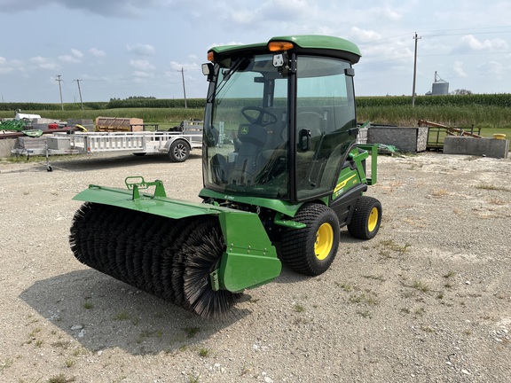  John Deere 1585