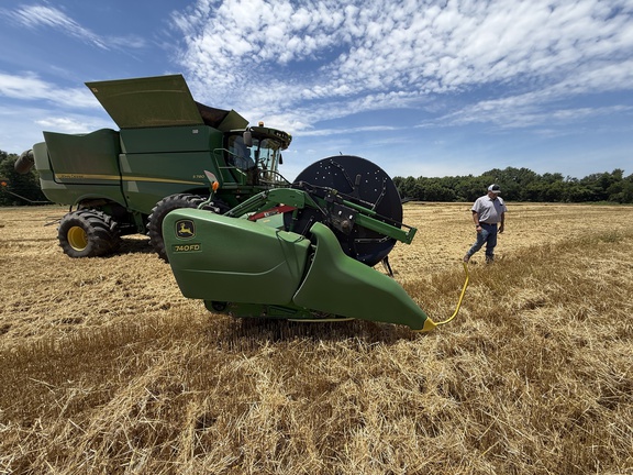 Photo of 2020 John Deere 740FD