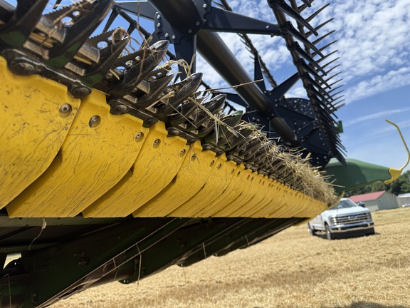 Photo of 2020 John Deere 740FD