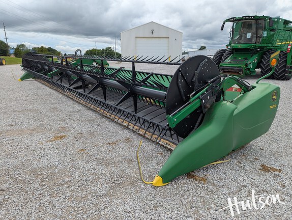 Photo of 2020 John Deere 740FD