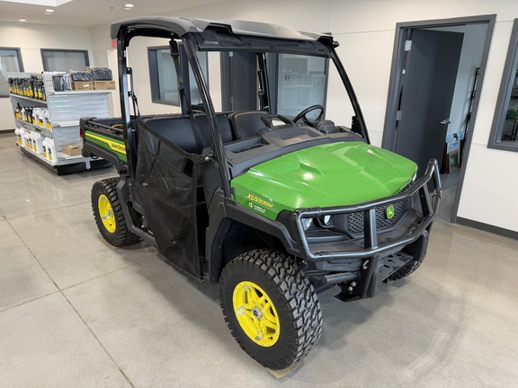  John Deere XUV 835M