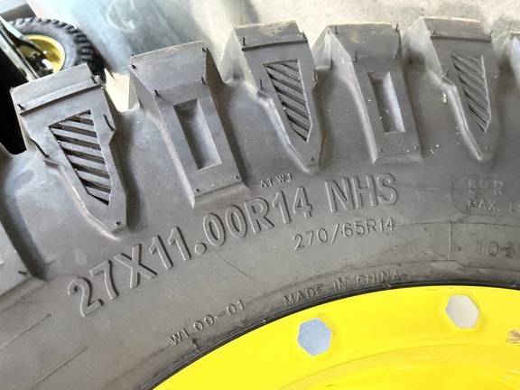 2024 John Deere XUV 835M - Photo11
