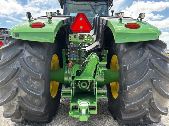 New In-Stock 2026 John Deere 9R 540 Articulated 4WD Tractors at Koenig Equipment in Anna, OH - Photo4