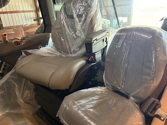 2023 John Deere 8R 280 - Photo15