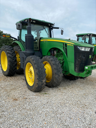 2015 John Deere 8245R