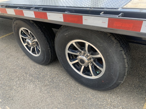 2018 Brandt UGR820