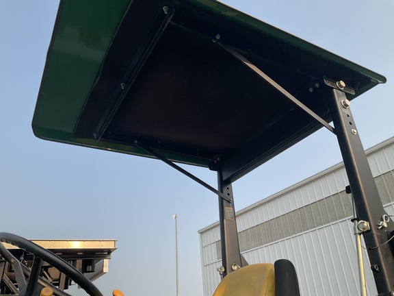 Photo of 2018 John Deere 6120M
